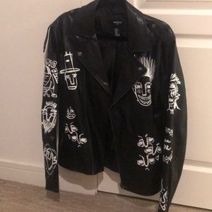 Edgy leather jacket!